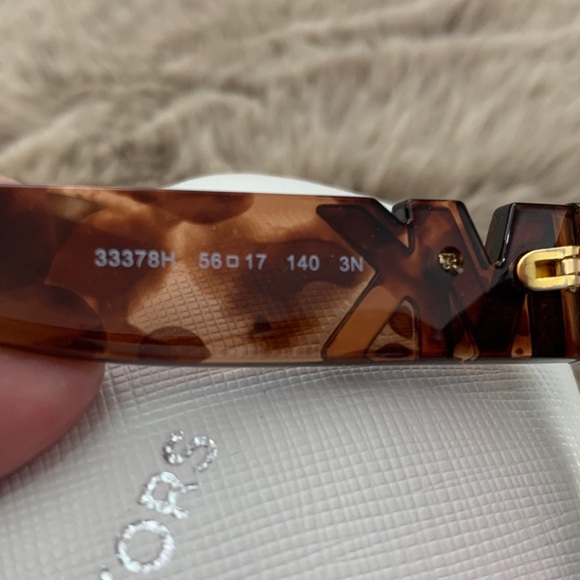 - Michael Kors Brand New Sunglasses - Picture 6 of 9